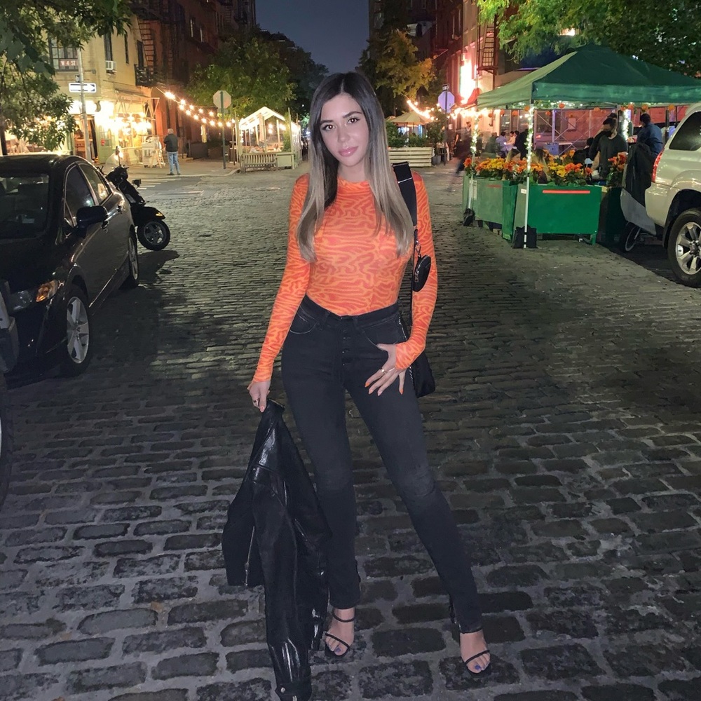 Meet your Posher, Marcela